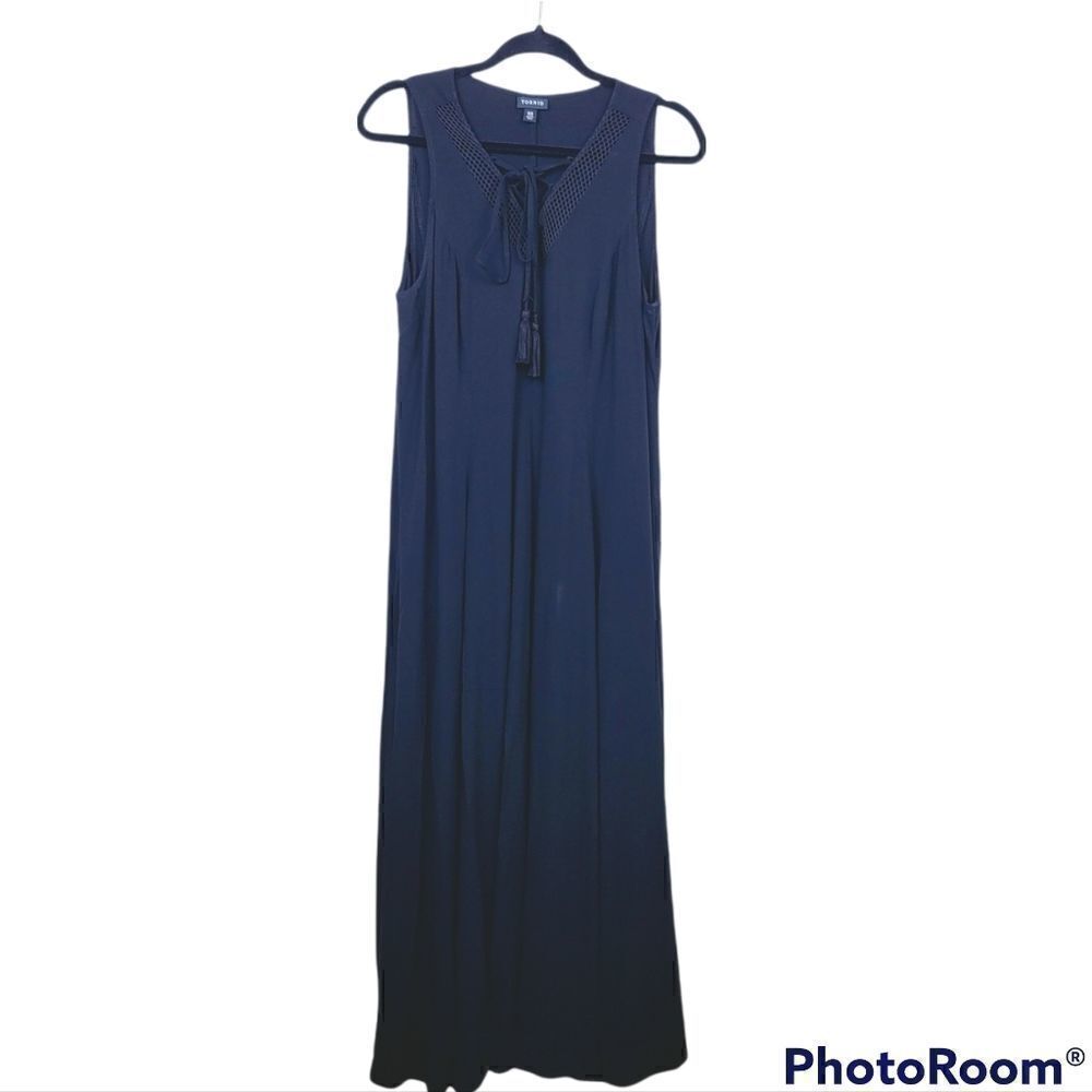 Torrid Lace-Up Challis Trapeze Maxi Dress – Black 00 (10) - Picture 2 of 13